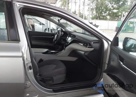 2020 Toyota Camry Le from USA, damaged, VIN 4T1C11AK1LU341660